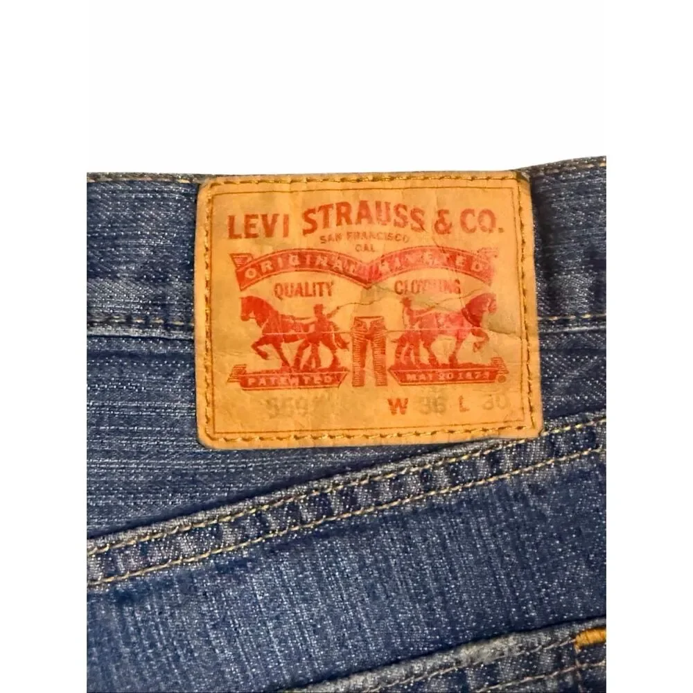 100% Cotton Men’s Levi’s 559 Jeans 36X30 Relaxed Straight Medium Wash
